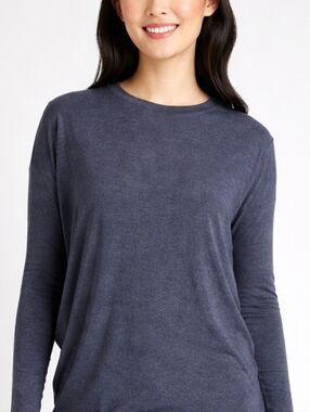 Kit And Ace Asymmetrical Long Sleeve Crewneck Blue Women's Medium